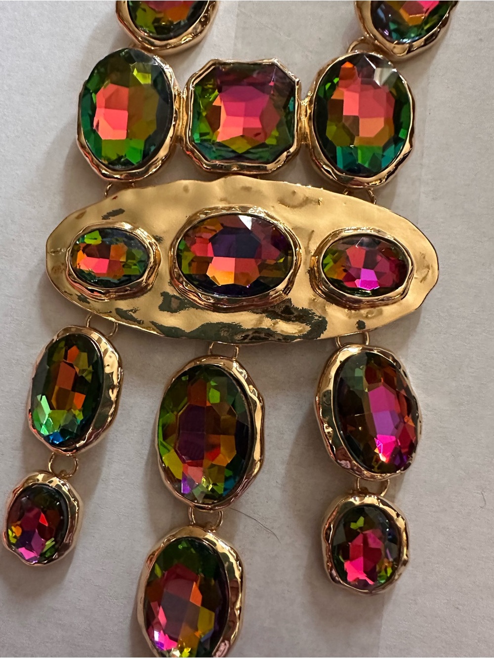 ✨ OFF PARK COLLECTION MULTICOLOR CRYSTAL STATEMENT NECKLACE ✨ - Picture 3 of 4